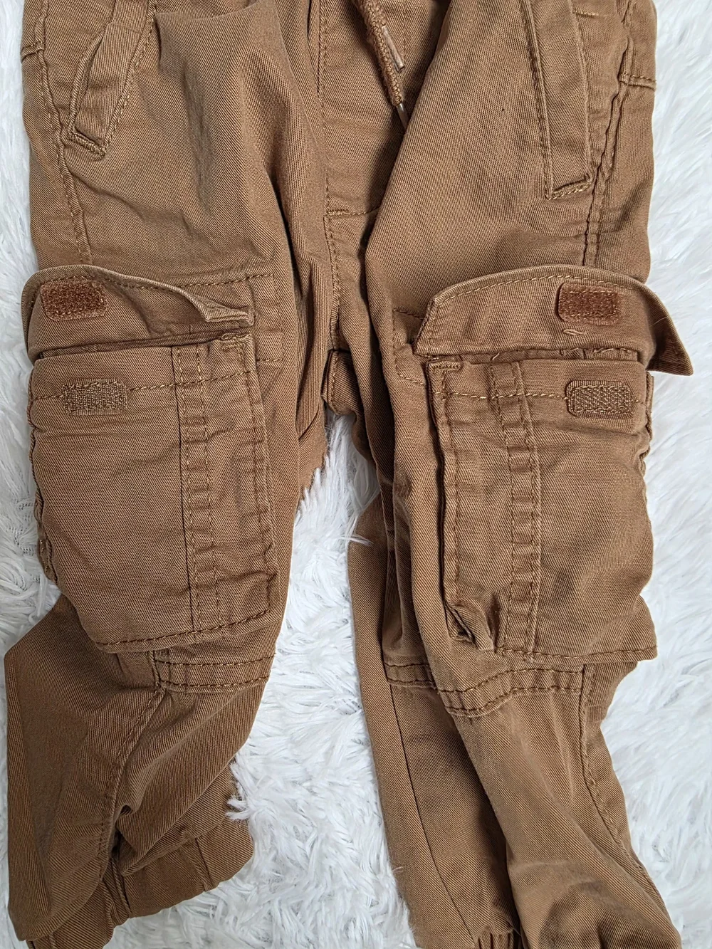 Old Navy Tan Cargo Jogger Pants